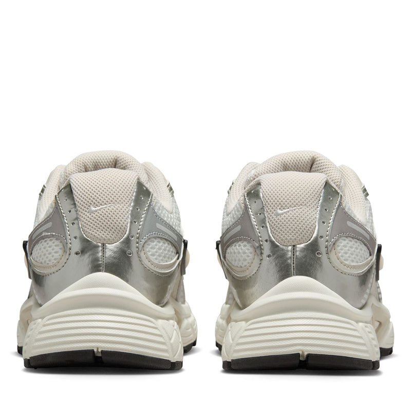 Women's Nike V5 RNR - Summit White/Light Orewood Brown