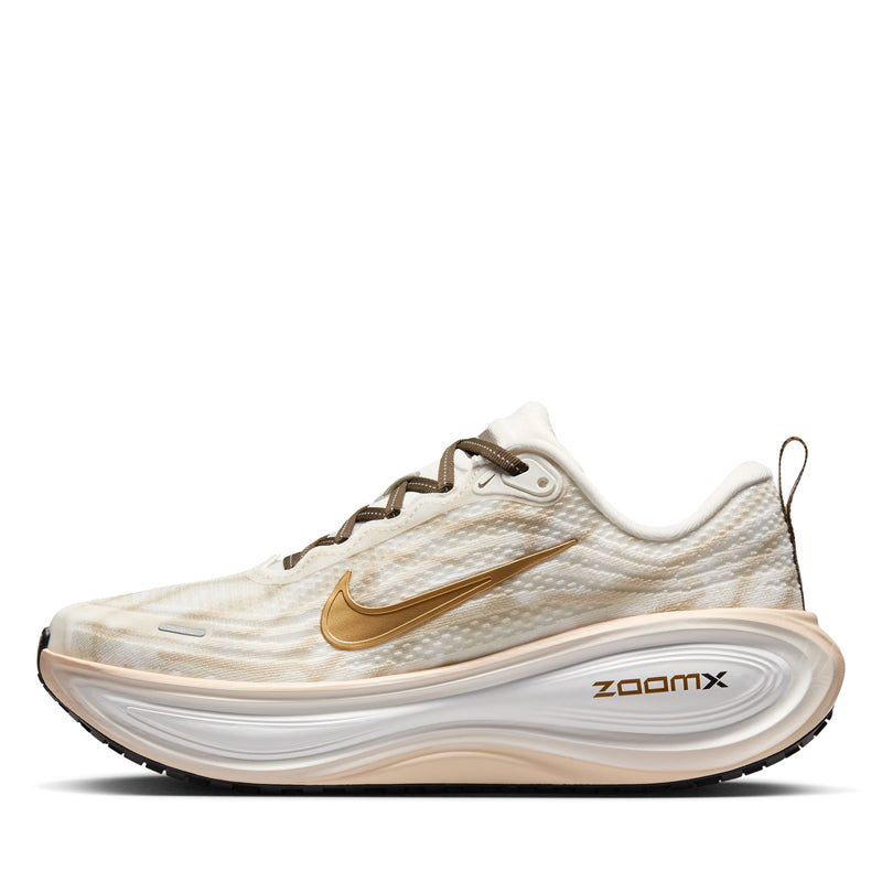 Women's Nike Vomero Plus - Summit White/Metallic Gold