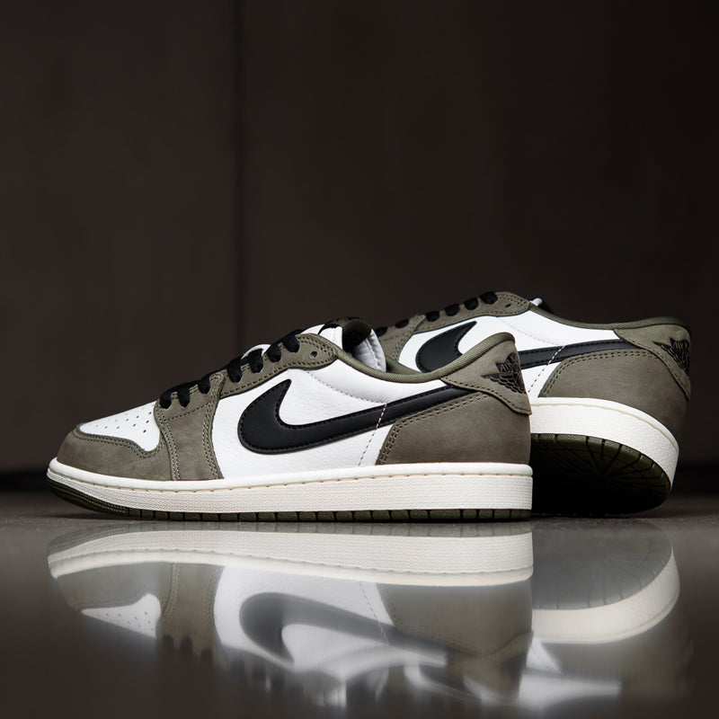 Air Jordan 1 Retro Low OG - Medium Olive/Black