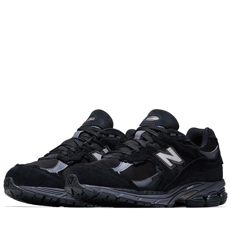 New Balance 2002R GORE-TEX 'Protection Pack' - Black/Magnet