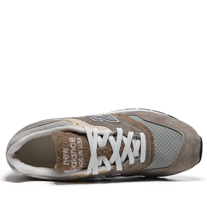 New Balance Made in USA 997 - Light Mushroom/Mirage Grey