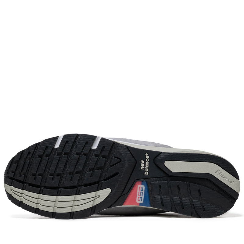 New Balance Made in USA 992 - Grey/Silver Metallic